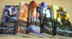 Cassandra Clare - The Mortal Instruments. 1-5. (2007) anglicky 