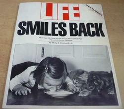 Magazín LIFE. Smiles Back. Fotospeciál (1982) anglicky